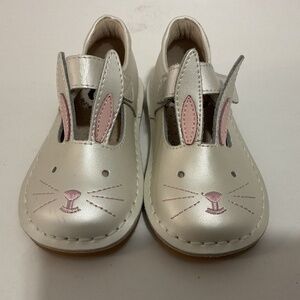 Adorable Spring/ Easter Girls Shoes, Shimmer Shite and Pink, Size 7